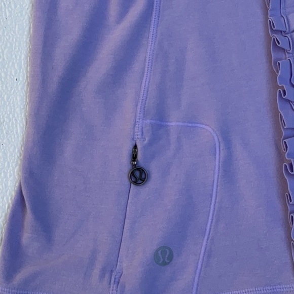 Lululemon athletic women’s tops - Picture 5 of 9